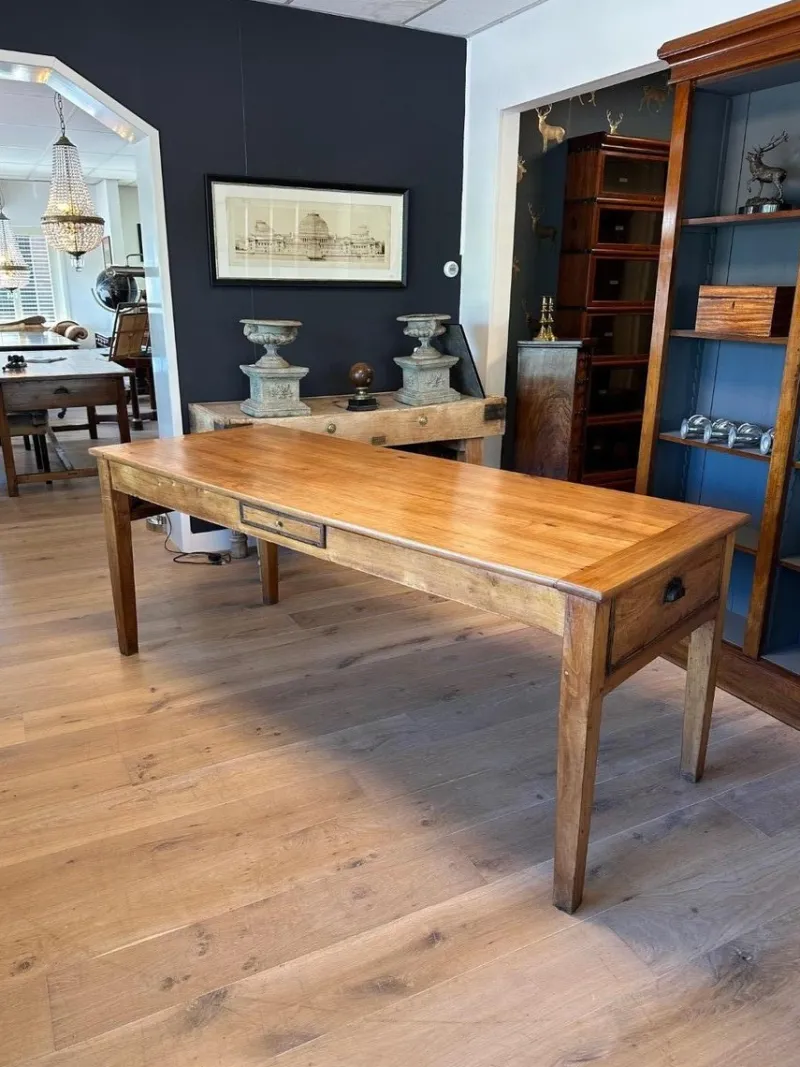 Pamono French Farmhouse Table in Cherry> Dining Tables & Sets