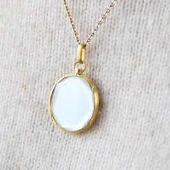 Pamono French Glass and 18 Karat Yellow Gold Locket Pendant, 20th Century><noscript><img width=