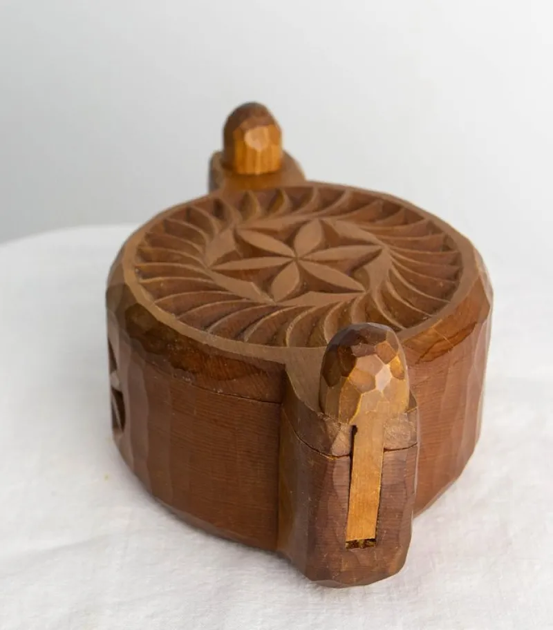 Pamono French Hand-Carved Salt Box in Cembro Pine, 1950> Salt & Pepper Shakers