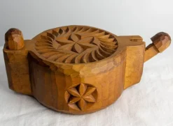 Pamono French Hand-Carved Salt Box in Cembro Pine, 1950><noscript><img width=