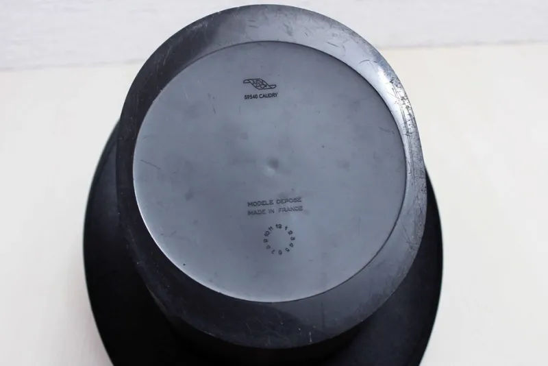 Pamono French Hat Champagne Bucket from Moët & Chandon, 1980s> Ice Buckets & Wine Coolers