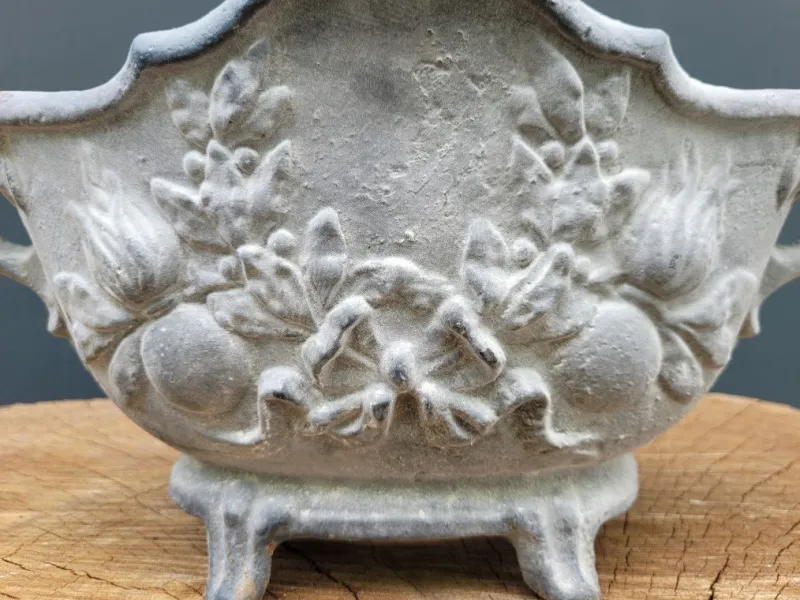 Sale Pamono French Jardiniere in Cast Iron