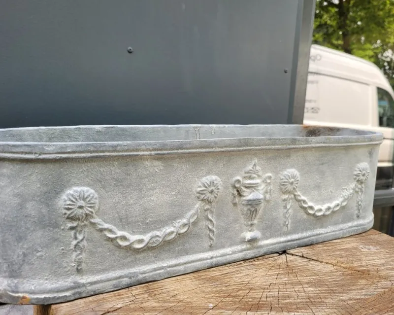 Pamono French Jardiniere in Cast Iron> Planters And Jardiniere