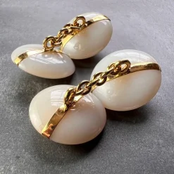 Pamono French 18k Yellow Gold White Agate Stripe Cufflinks, 1930s, Set of 2><noscript><img width=