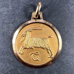 Online Pamono French 18k Yellow Gold Zodiac Capricorn Charm Pendant, 1970s