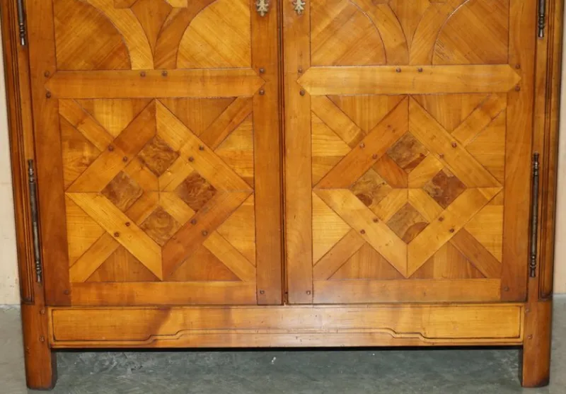 Pamono French Louis XVI Parquetry Burr Walnut Panelled Wardrobe> Cabinets & Wardrobes