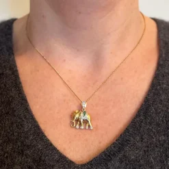 Pamono French Lucky Elephant Emerald Diamond Ruby 18k Yellow Gold Charm Pendant, 1950s><noscript><img width=