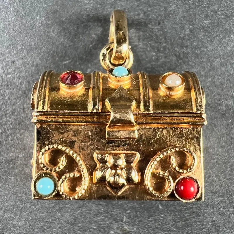 Pamono French Mechanical Treasure Chest 18k Yellow Gold Gem Set Charm Pendant, 1950s> Necklaces