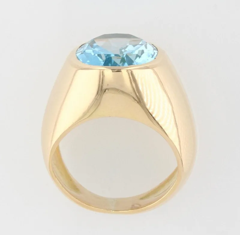 Clearance Pamono French Modern 10 Carat Topaz and 18 Karat Yellow Gold Bangle Ring