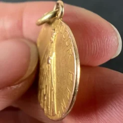 Pamono French Notre Dame de Rocamadour Virgin Mary Medal Charm in 18 Karat Yellow Gold, 1890s><noscript><img width=