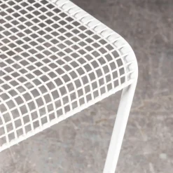 Pamono French Original Wire Mesh White Outdoor Dining Chair, 1970s><noscript><img width=
