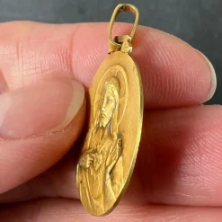 Pamono French Sacred Heart Madonna and Child 18k Yellow Gold Medal Pendant from Perriat, 1930s><noscript><img width=