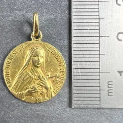 Pamono French St Therese 18k Yellow Gold Religious Medal Pendant, 1920s><noscript><img width=