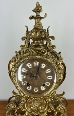 Hot Pamono French Style Clock in Gilt Brass