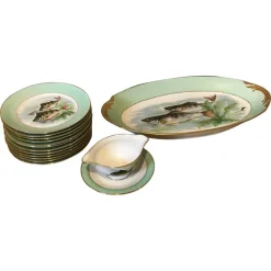 Pamono French Table Service in Hand-Painted Limoges Porcelain, 1950s, Set of 15> Dinner Plates & Bowls