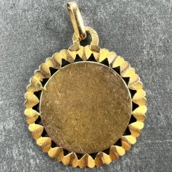 Clearance Pamono French Virgin Mary Heart Frame 18k Yellow Gold Medal Charm Pendant by Perroud, 1940s
