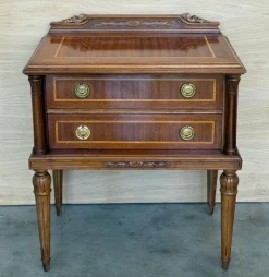 Pamono French Walnut Nightstands or Side Tables with Drawers, 1900s, Set of 2><noscript><img width=