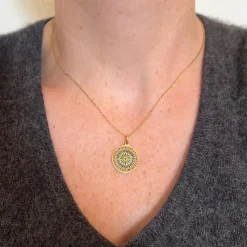 Pamono French Window Plique a Jour Enamel 18k Yellow Gold Pendant Medal, 1940s><noscript><img width=