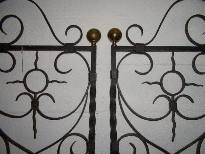Pamono French Wroight Iron Gates, 1940s, Set of 2> Garden Accessories