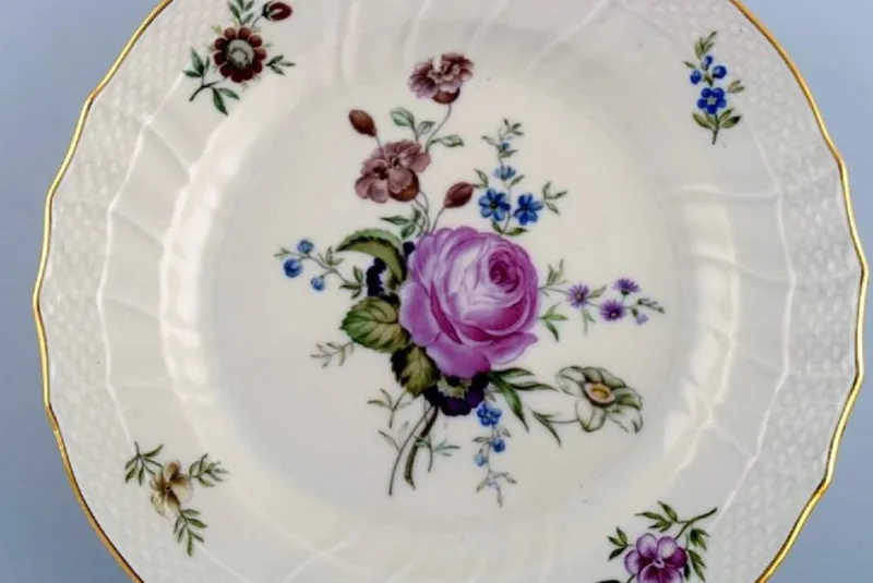 Online Pamono Frijsenborg Lunch Plates in Hand-Painted Porcelain from Royal Copenhagen, 1950s, Set of 5