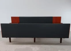 Sale Pamono Fully Restored Queen Size Teak Bed with Nightstands by Hans J. Wegner for Getama, 1960s
