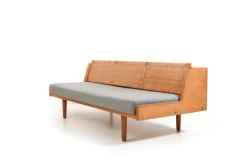 Pamono GE-258 Daybed in Oak and Cane by Hans J. Wegner for Getama, 1950s><noscript><img width=
