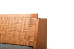 Pamono GE-258 Daybed in Oak and Cane by Hans J. Wegner for Getama, 1950s><noscript><img width=