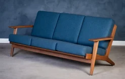 Pamono GE290 Three-Seater Sofa in Oak by Hans J. Wegner for Getama, 1960s> Couches & Sofas