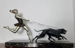 New Pamono Geo Maxim, Art Deco Sculpture of Young Girl Running with Greyhounds, 1920s, Metal on Marble Base