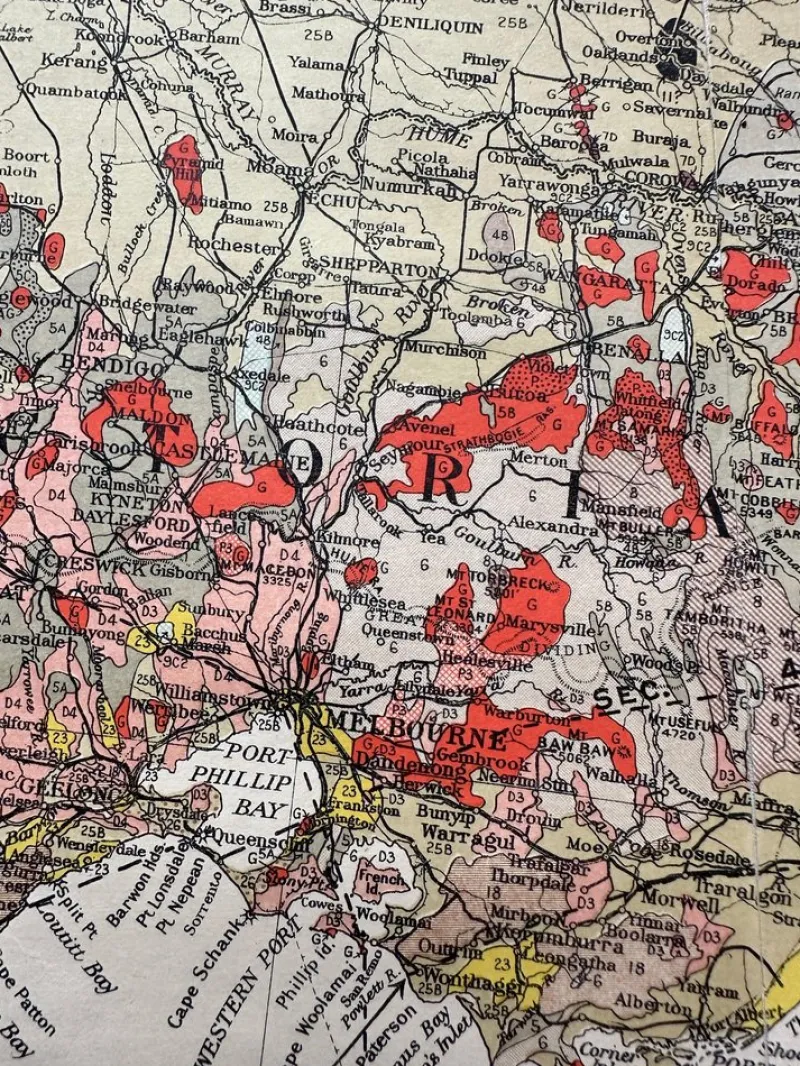 Pamono Geological Map of Australia, 1930s, Set of 2> Wall Decor