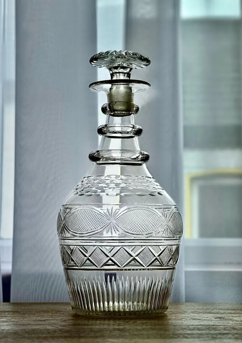 Pamono George III Anglo-Irish Crystal Cut Glass Decanter, 1825> Bottles, Carafes & Jugs