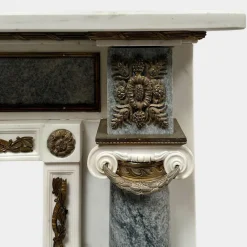 Outlet Pamono George III Marble and Ormolu Fireplace Mantel, 1780s