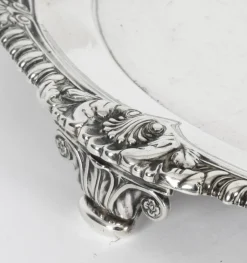 Pamono George III Sterling Silver Salver by Paul Storr, 1811><noscript><img width=