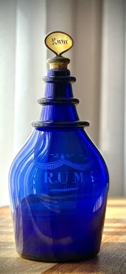 Pamono Georgian Blue Glass Rum Decanter with Engraved Decoration, 1780s-1800s><noscript><img width=