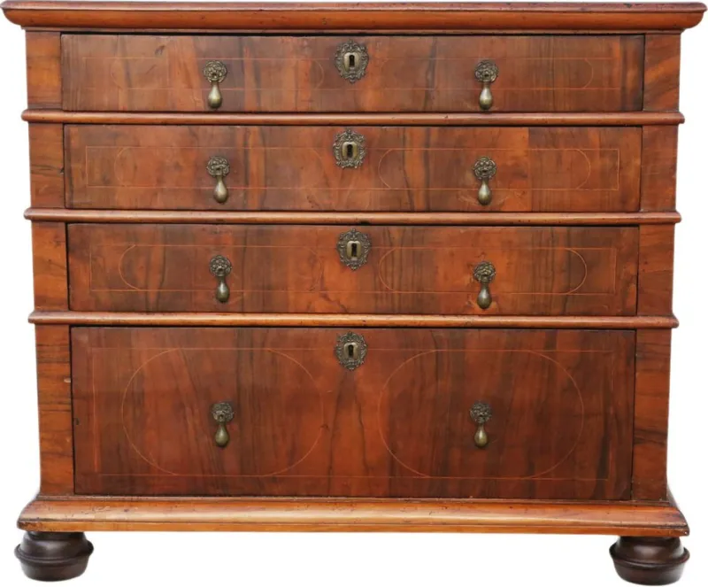 Outlet Pamono Georgian Inlaid Walnut Chest of Drawers, 1720s