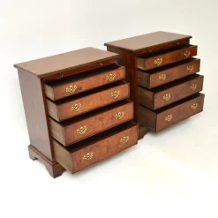 Pamono Georgian Style Burr Walnut Side Chests, 1950, Set of 2><noscript><img width=