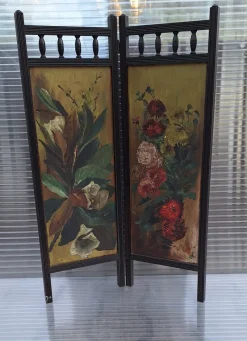 Online Pamono German Screen in Black Lacquered Beech Wood with Original Painting on the Inside, 1890s