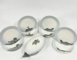 Pamono German Wächtersbach Hunting Plates and Tureen attributed to Carl Bull, 1910s, Set of 13> Serving Dishes