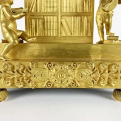 Sale Pamono Gilded Bronze Table Clock, Early 1800s