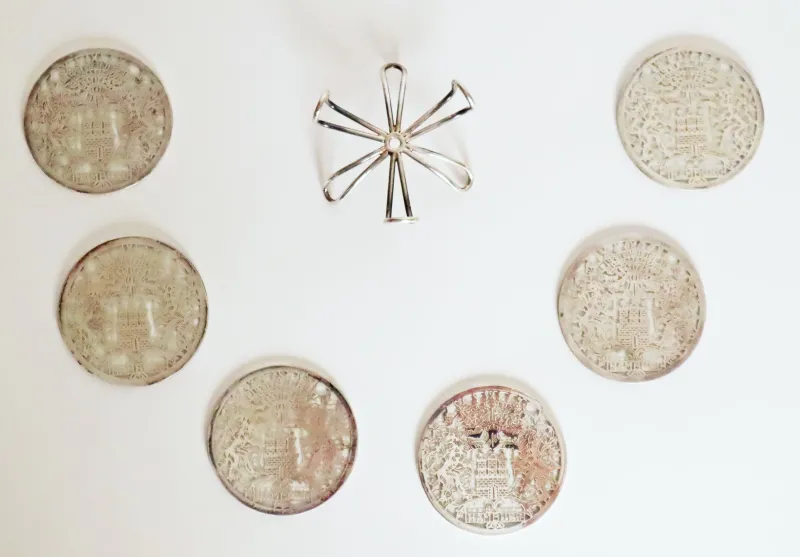Pamono Glass Hamburg State Coat of Arms Coasters in Sterling Silver, 1960s, Set of 7> Dinnerware Accessories