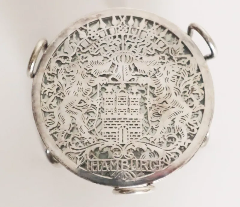 Pamono Glass Hamburg State Coat of Arms Coasters in Sterling Silver, 1960s, Set of 7> Dinnerware Accessories