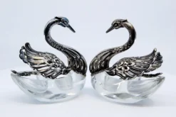 Pamono Glass Salt and Pepper Shakers, Set of 2> Salt & Pepper Shakers