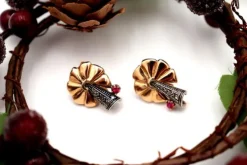Pamono Gold and Silver Earrings with Relief and Diamond Chips with Garnet Stones, Set of 2> Earrings