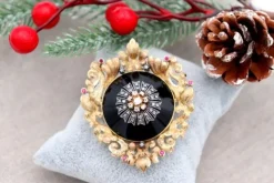 Outlet Pamono Gold Brooch with Cutouts