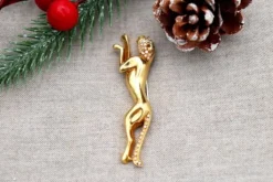Hot Pamono Gold Brooch with Diamonds