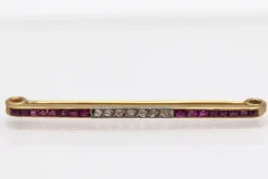 Pamono Gold Brooch with Rubies and Diamonds, 1920s