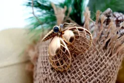 Discount Pamono Gold Butterfly Shaped Brooch