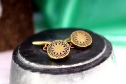 Pamono Gold Cufflinks in Button Shape with Blue Accents, Set of 2> Cufflinks