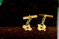 Pamono Gold Cufflinks in Cardinal and Cut-Out Caps, Set of 2><noscript><img width=