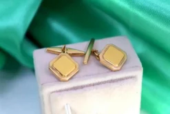 Pamono Gold Cufflinks in Square Shape, Set of 2><noscript><img width=